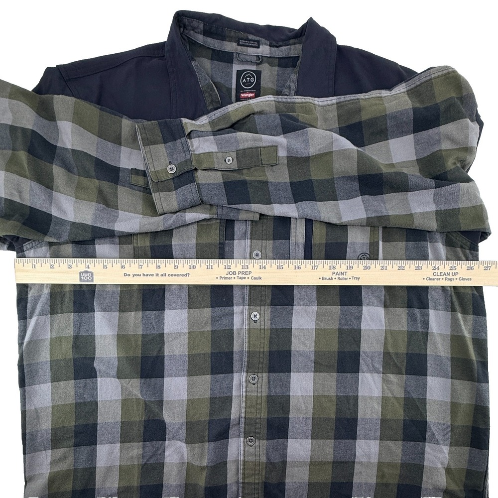 Wrangler ATG Flannel Shirt Jacket Mens 2XL Green Plaid Button‎ Up Outdoor Hiking - Picture 8 of 9